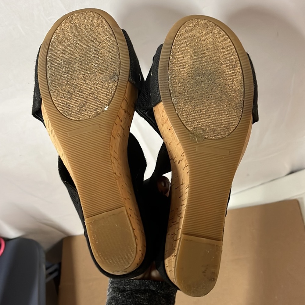 Women’s Lucky Brand Wedges - Picture 8 of 10
